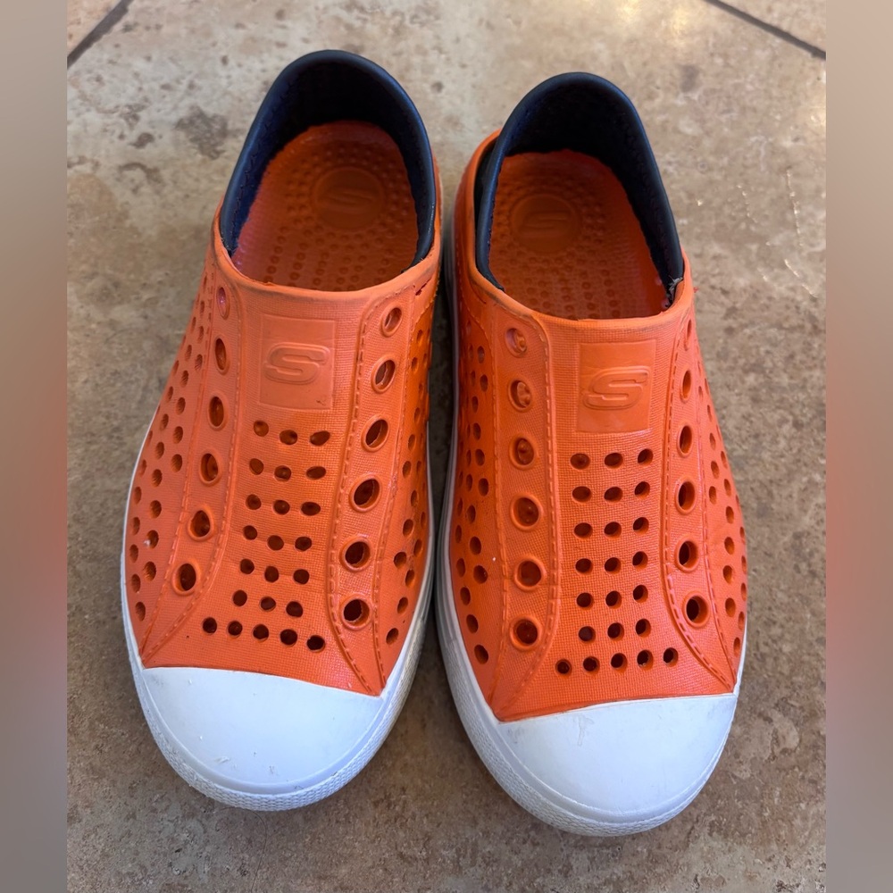 Skechers Orange Foamies sz 11T